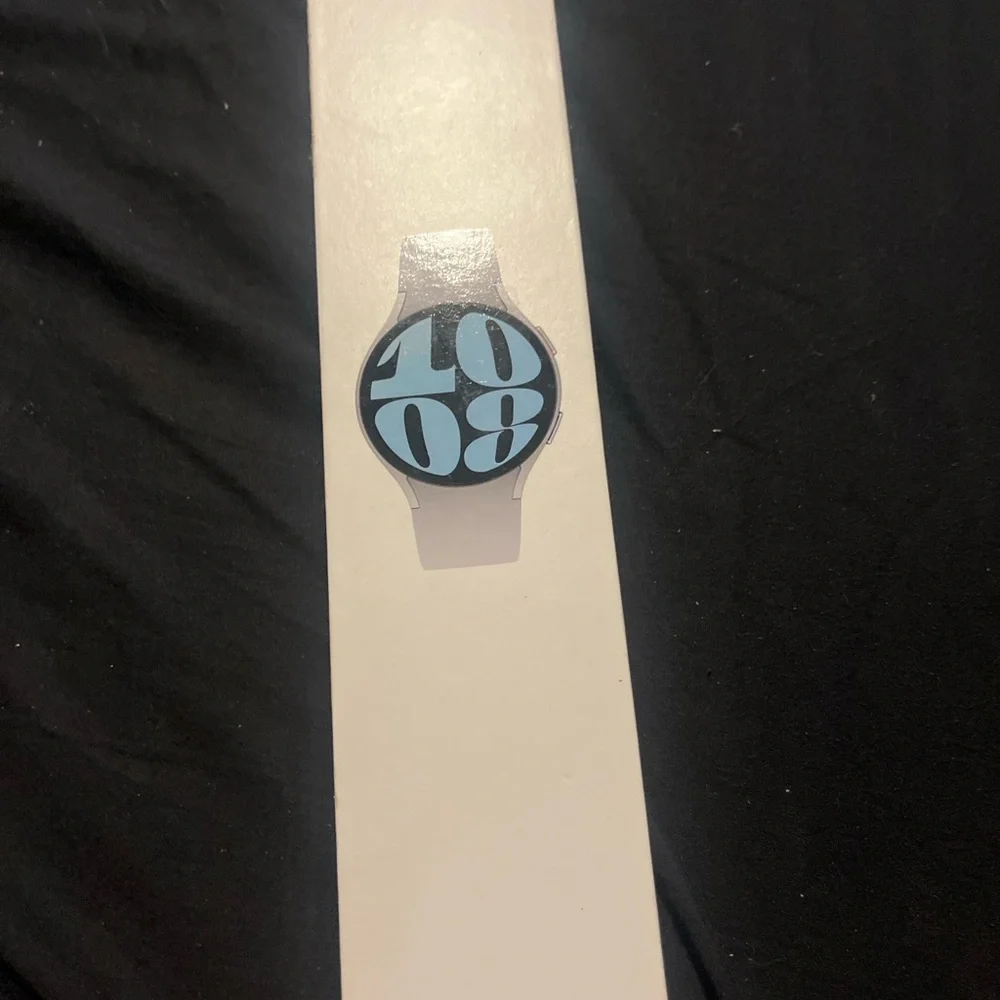 BRAND NEW/ BOXED UP WATCH!!!